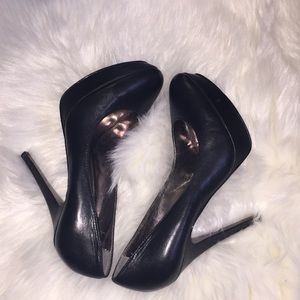 Charles David Shoes - 🚨SALE Charles David Black pumps🚨 Charles David Shoes - 🚨SALE Charles David Black pumps🚨